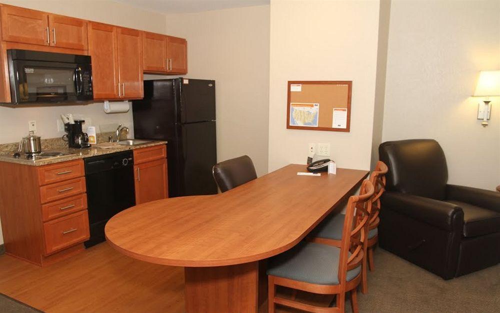 Candlewood Suites La Crosse By Ihg Екстер'єр фото