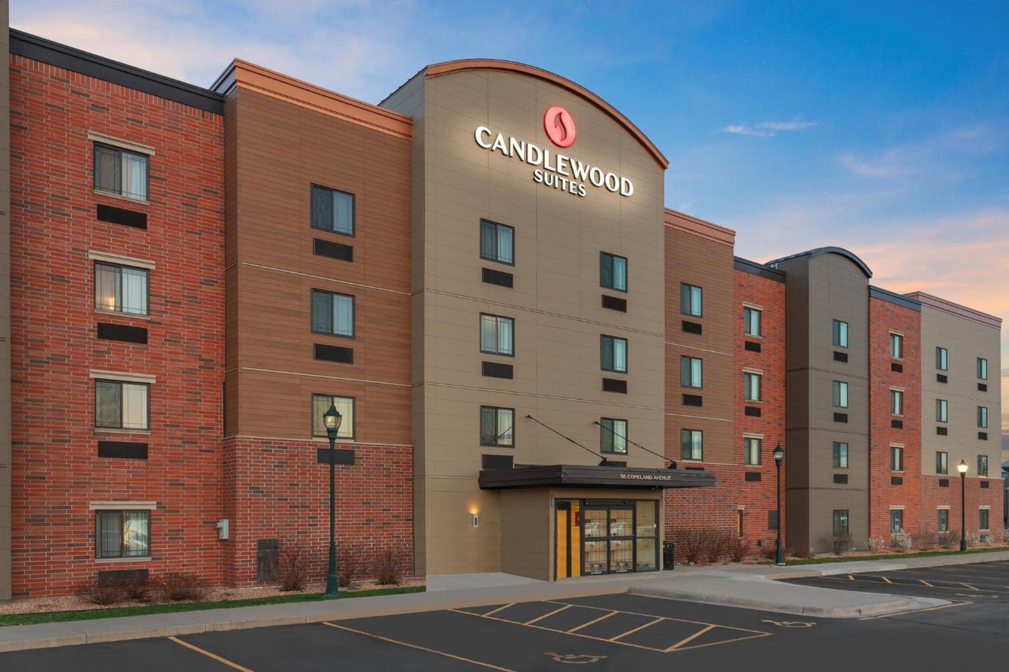 Candlewood Suites La Crosse By Ihg Екстер'єр фото